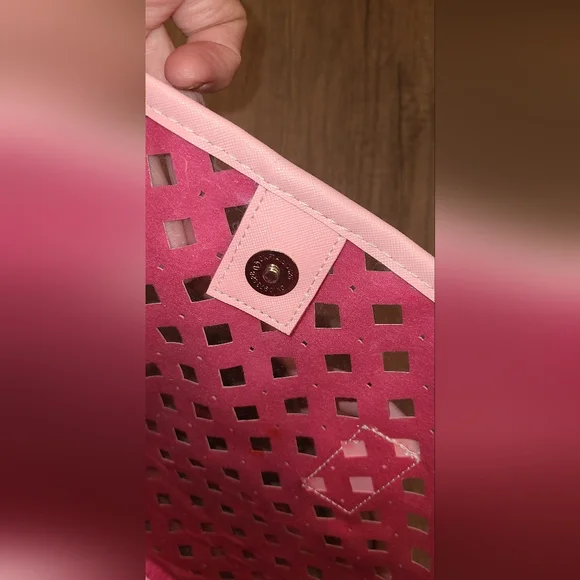 Elizabeth Arden summer hang bag - Picture 6 of 6